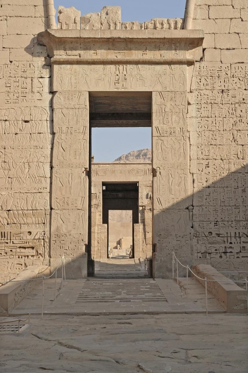 صور لـ #صدغ #مصر #مجمع_المعبد #نيل #الهيروغليفية
