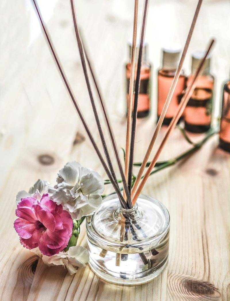 صور لـ #العلاج_العطري #عبير #عطري #نكهة #العصي
