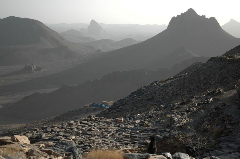 صور لـ #بركان #الجزائر #التعرية #صحراء