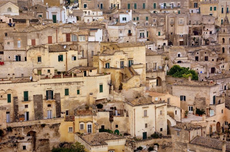 صور تحتوي #هندسة_معمارية #ماتيرا #قديم #إيطاليا #منازل #مؤرخ