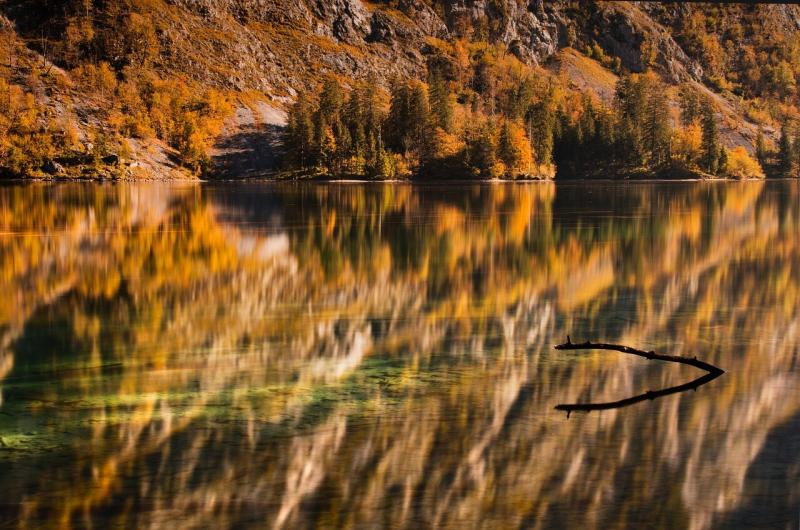 صور لـ #البحيرة_العليا #رأي #بيرشتسجادن #الخريف #Koenigssee