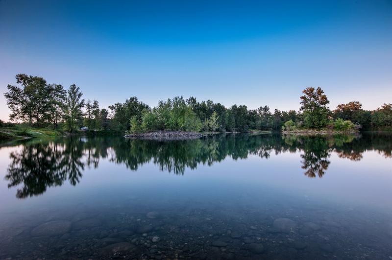 صور لـ #بحيرة #غابة #الجزر #أزرق #الصيف #العطل