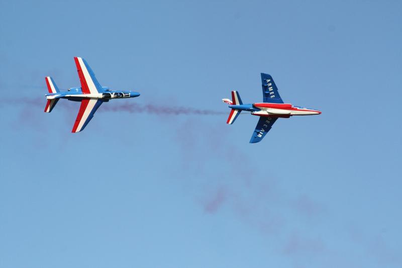 صور لـ #بهلوانات_جوية #دورية_فرنسا #Alphajet #الطائرات