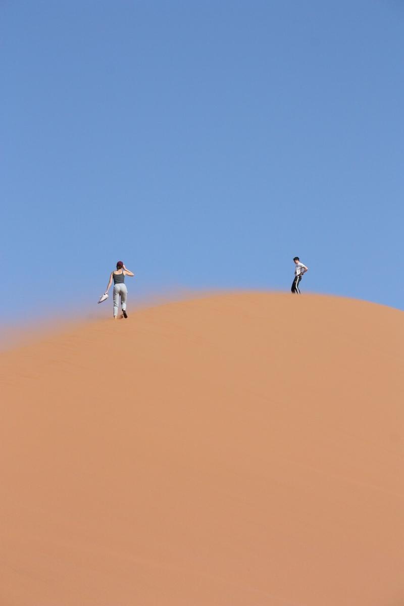 صور لـ #ناميبيا #صحراء #الكثبان_الرملية