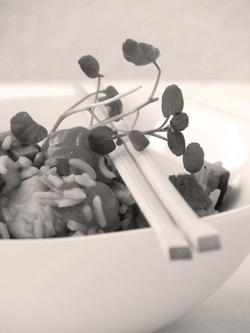 صور لـ #آسيا #عاء #مطبخ #أرز #يطبخ #تأكل