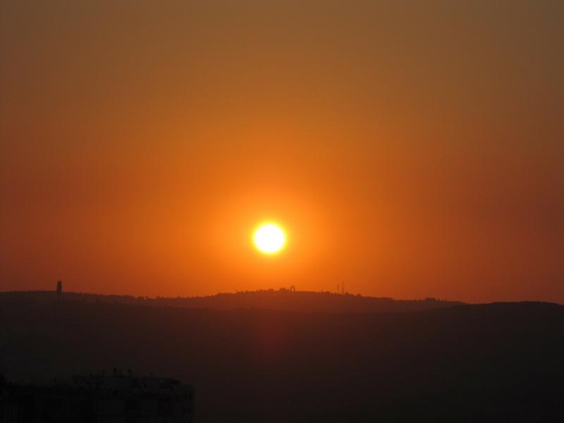 صور لـ #توهج #شمس #تهدئة #البرتقالي #هادئ #الصمت #غروب_الشمس
