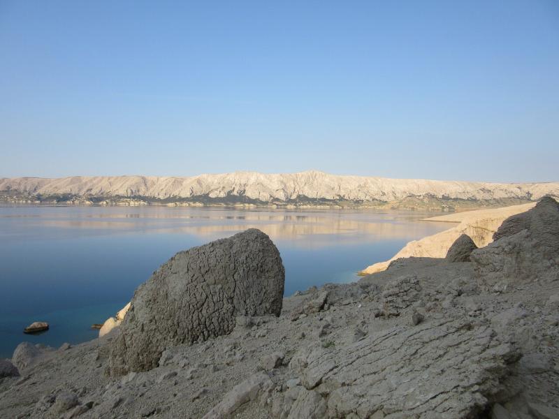 صور لـ #المناظر_الطبيعيه #بحر #ساحل #جزيرة #البحر_الأدرياتيكي #كرواتيا #ماء