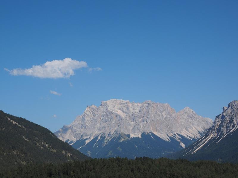 صور لـ #زوجسبيتزي #الجبال #Zugspitze_massif