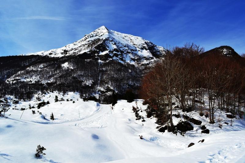 صور لـ #شتاء #قمة #بيرينيه #جبل #فصل_الشتاء_المناظر_الطبيعية