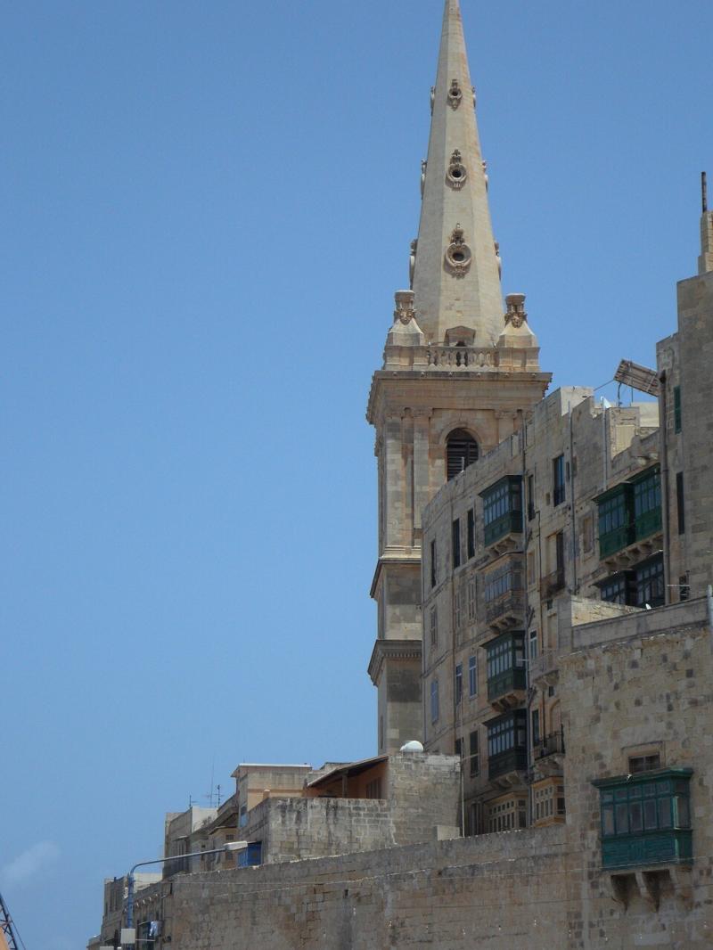 صور لـ #برج #برج_الكنيسة #عظيم #كنيسة #مدينة #واجهات #فاليتا