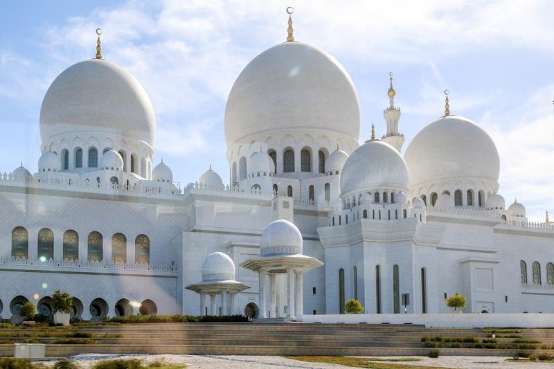 صور لـ #الشرق #مسجد #Abu_Dhabi