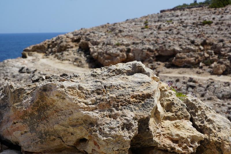 صور لـ #صخرة #طبيعة #بحر #إيبيزا